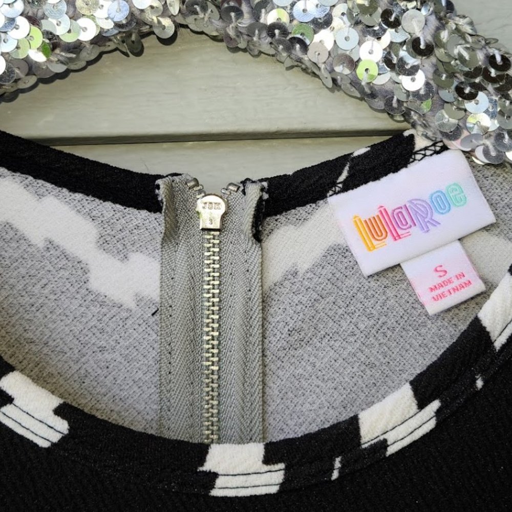 Unicorn Lularoe Dipped Amelia - image 4